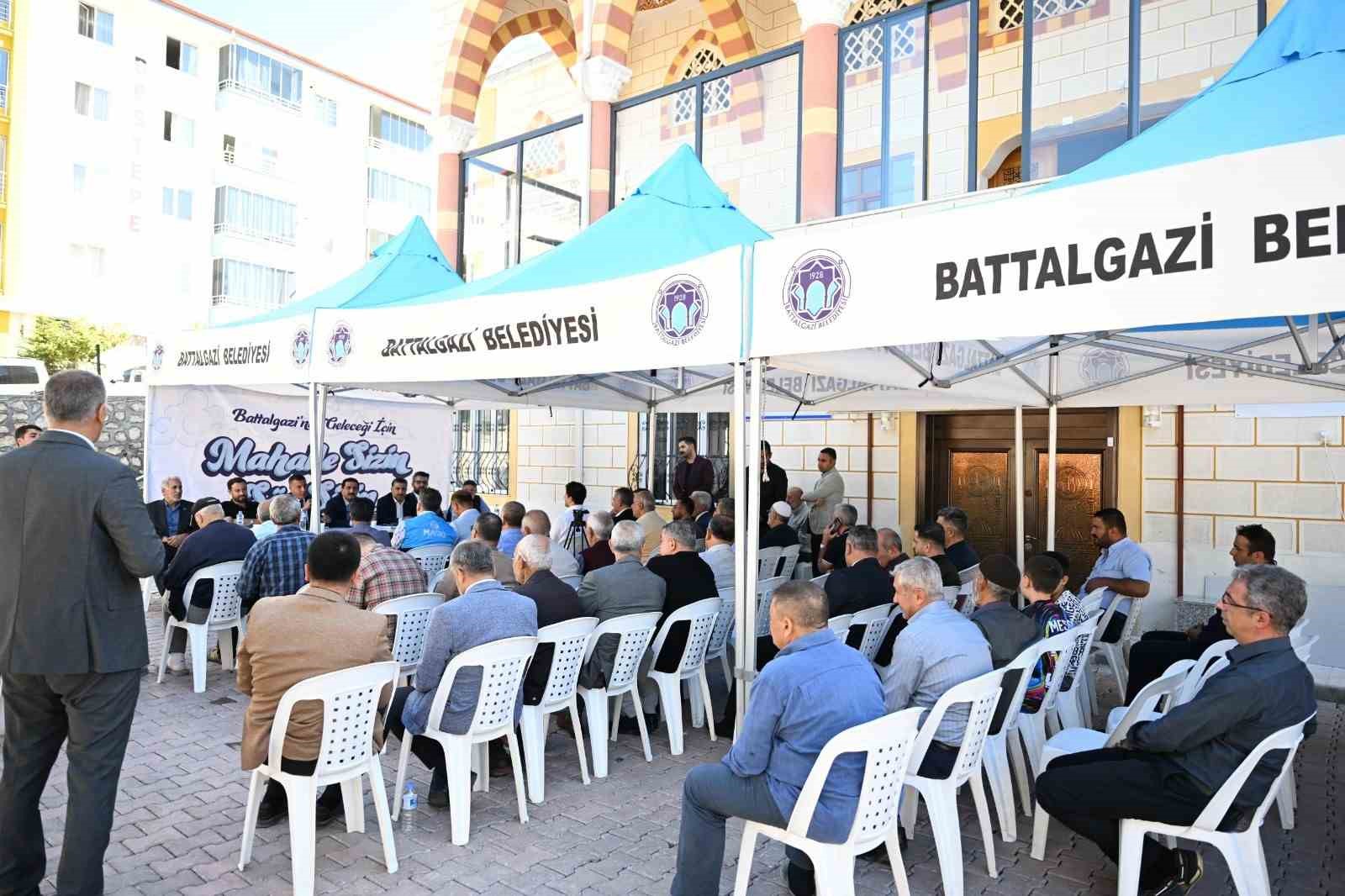 Başkan Taşkın, Göztepe Mahalle sakinlerini dinledi
