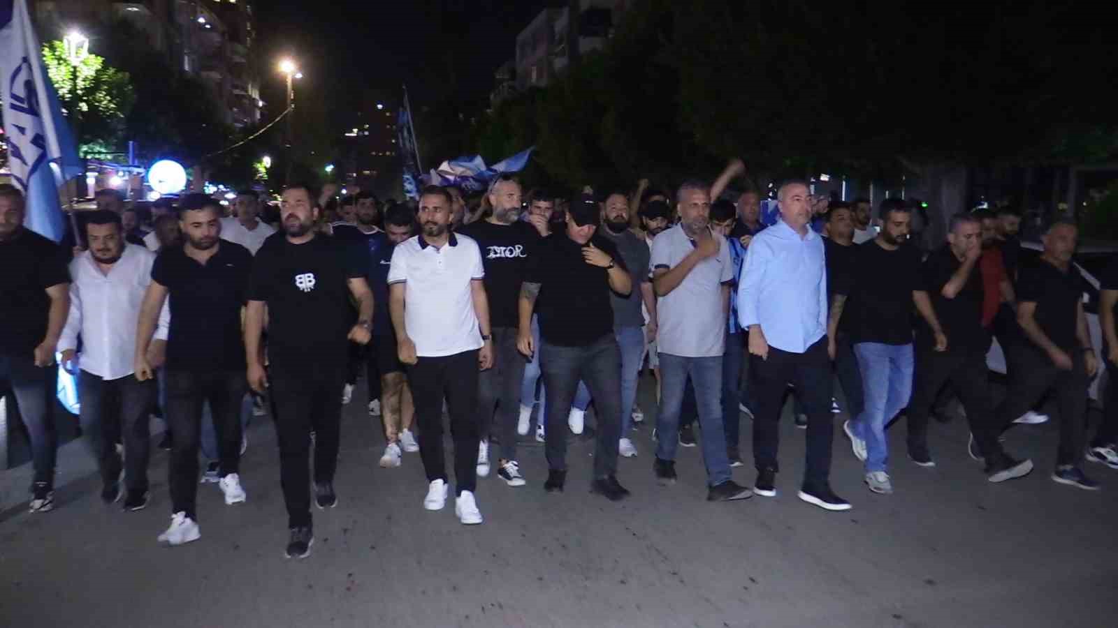 Adana Demirspor taraftarlarından Murat Sancak’a tepki
