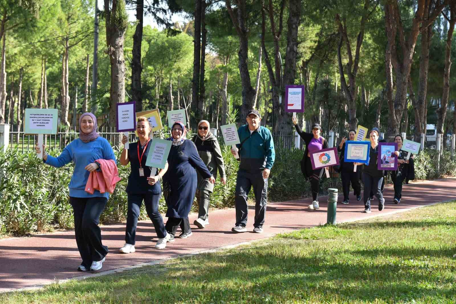 Fiziksel aktivitenin önemine dikkat çekmek için yürüdüler
