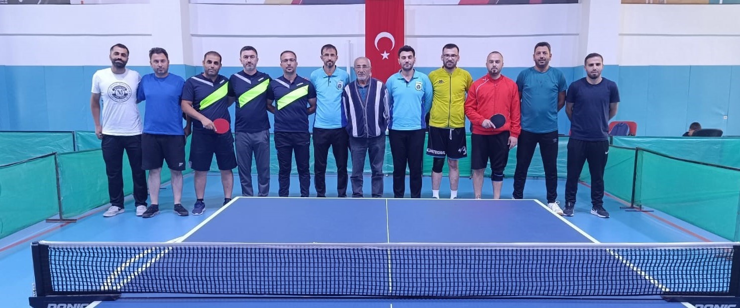 Erzincan’da 2. Kamu Spor Oyunları Masa Tenisi turnuvası tamamlandı
