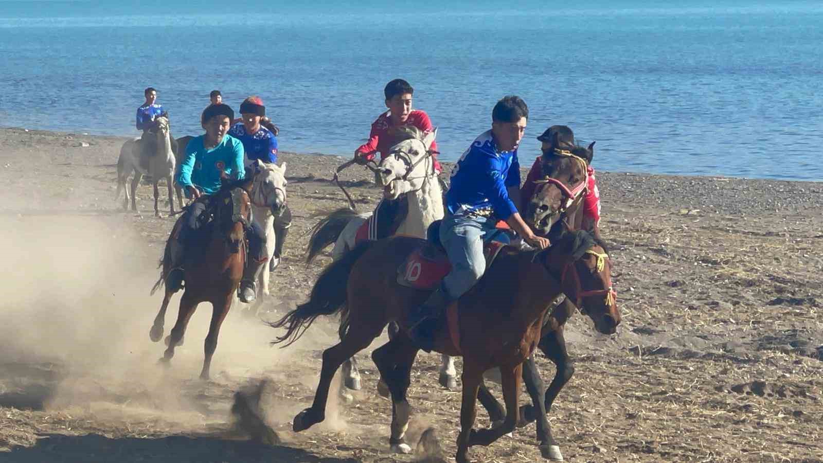 Muradiye’de Türk Kültürü etkinliği
