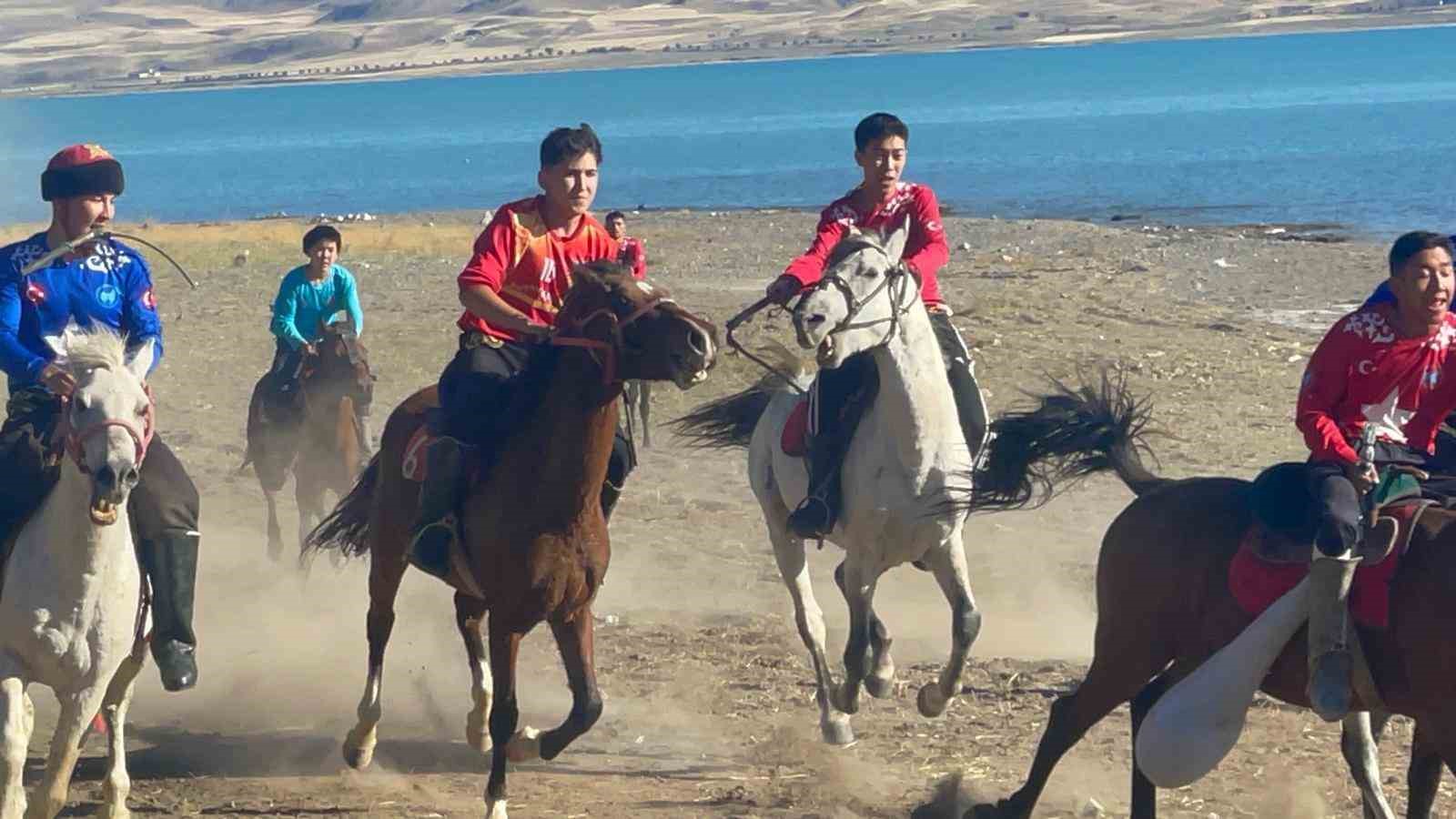 Muradiye’de Türk Kültürü etkinliği
