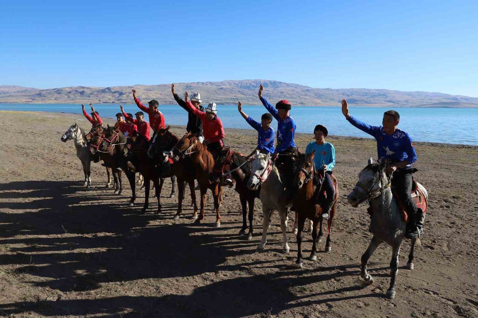 Muradiye’de Türk Kültürü etkinliği
