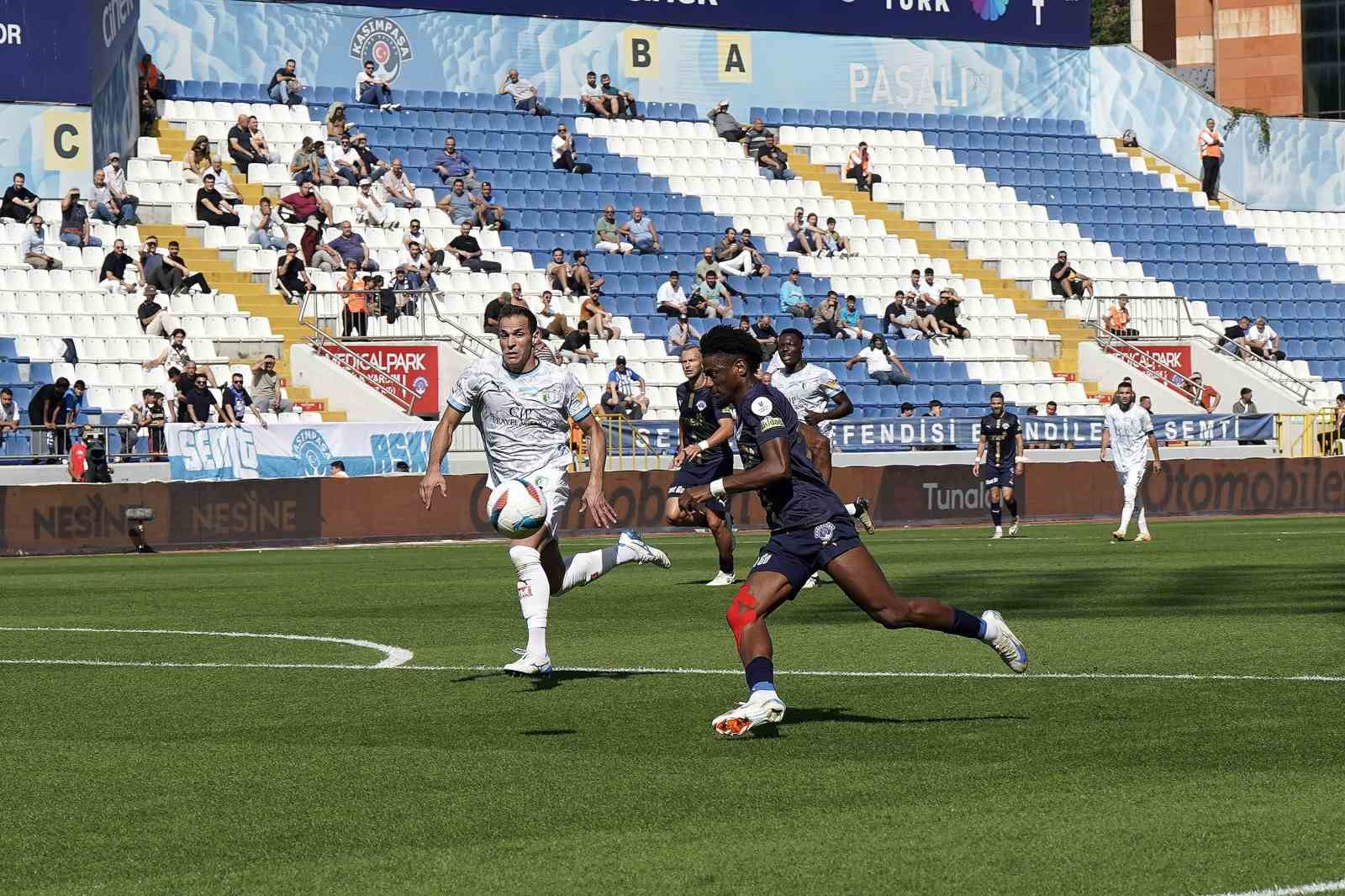 Trendyol Süper Lig: Kasımpaşa: 0 - Bodrum FK: 0 (İlk yarı)
