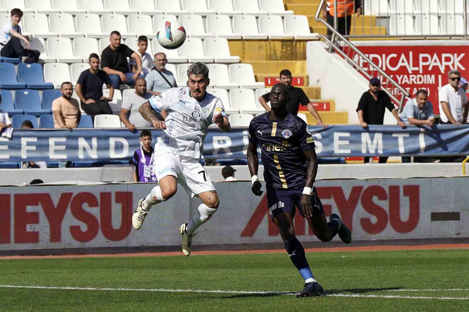 Trendyol Süper Lig: Kasımpaşa: 0 - Bodrum FK: 0 (İlk yarı)
