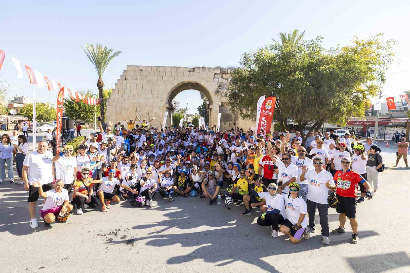 Bisiklet tutkunları ’Kleopatra Bisiklet Festivali’nde buluştu
