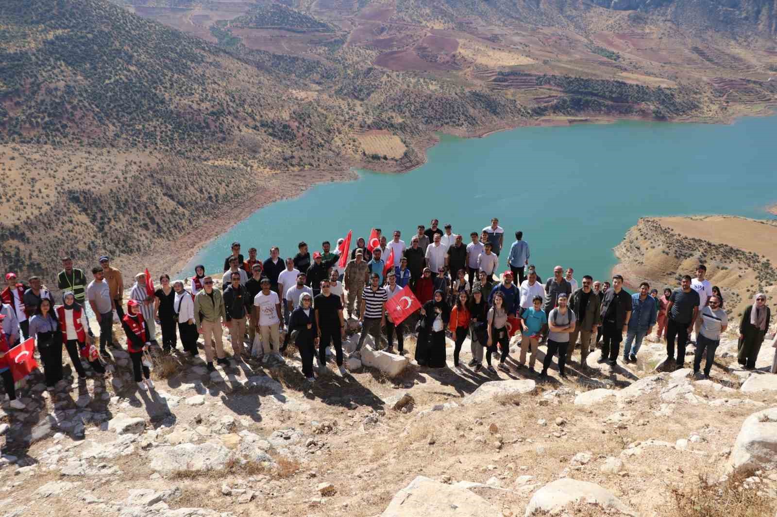 Siirt’te Akabe Yolu’nda doğa yürüyüşü düzenlendi
