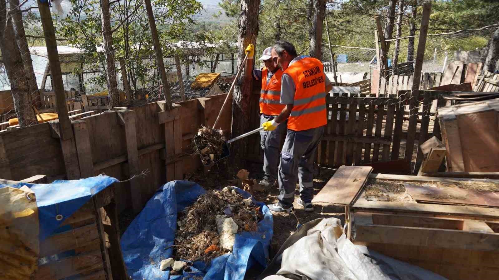 Atakum Belediyesi patili dostların yanında
