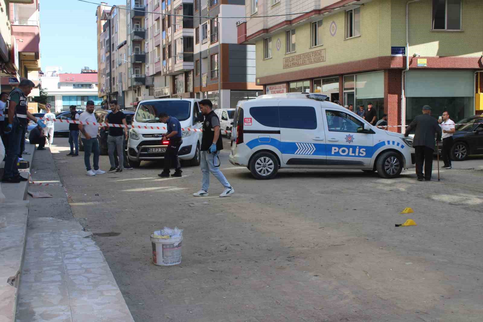 Ordu’da iş yerine silahlı saldırı: İş yeri sahipleri de karşılık verdi
