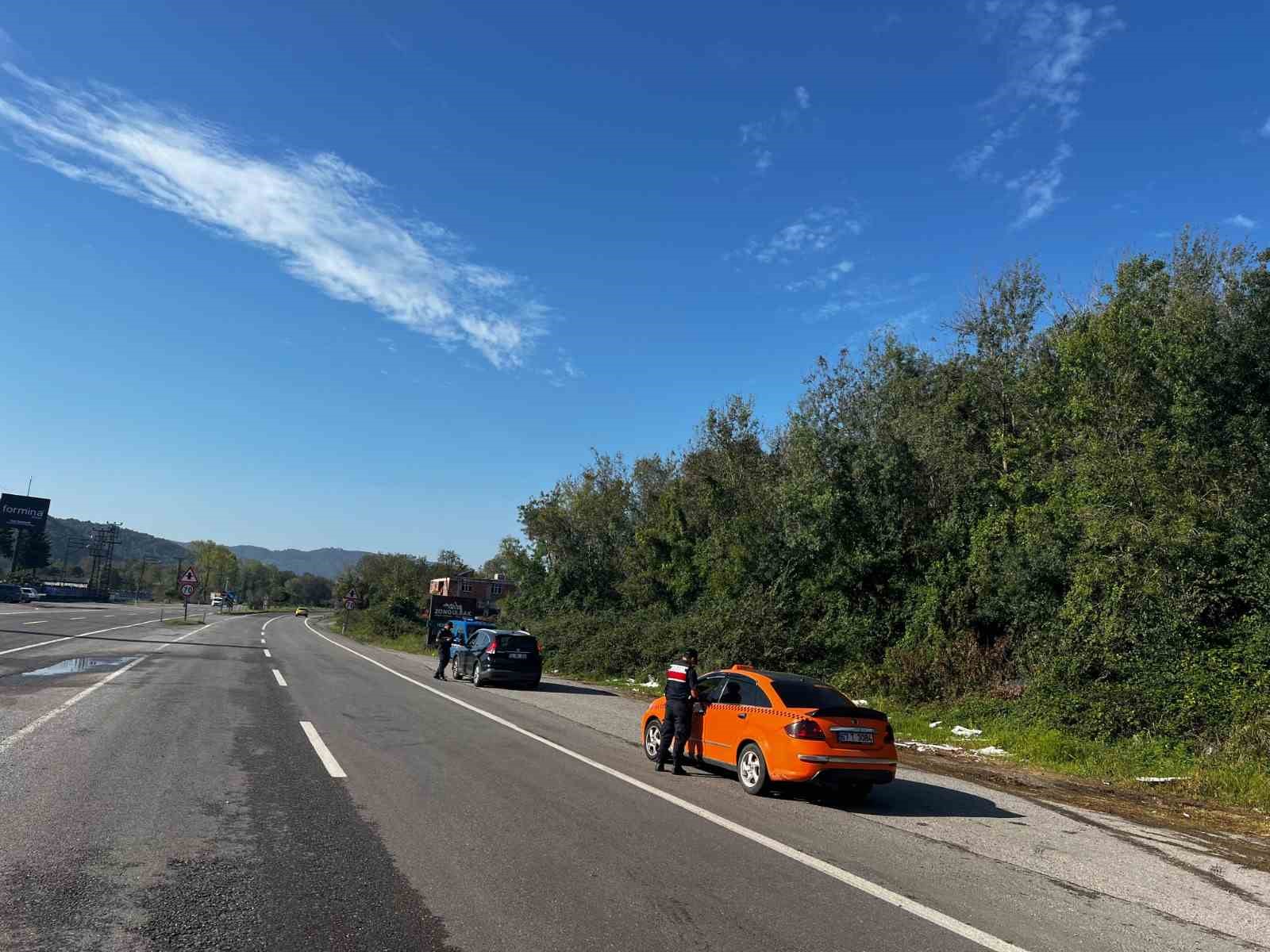 Jandarma ekiplerinden Trafik ve Asayiş Denetimi
