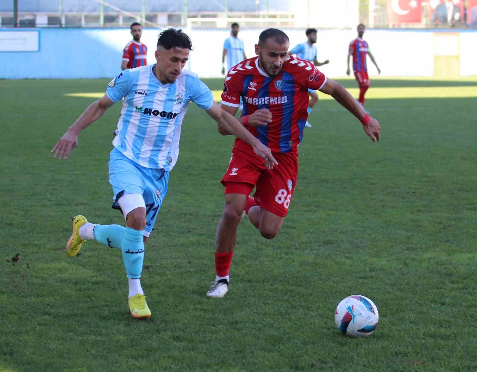 TFF 3. Lig: Pazarspor: 2 - Karabük İdmanyurdu: 2
