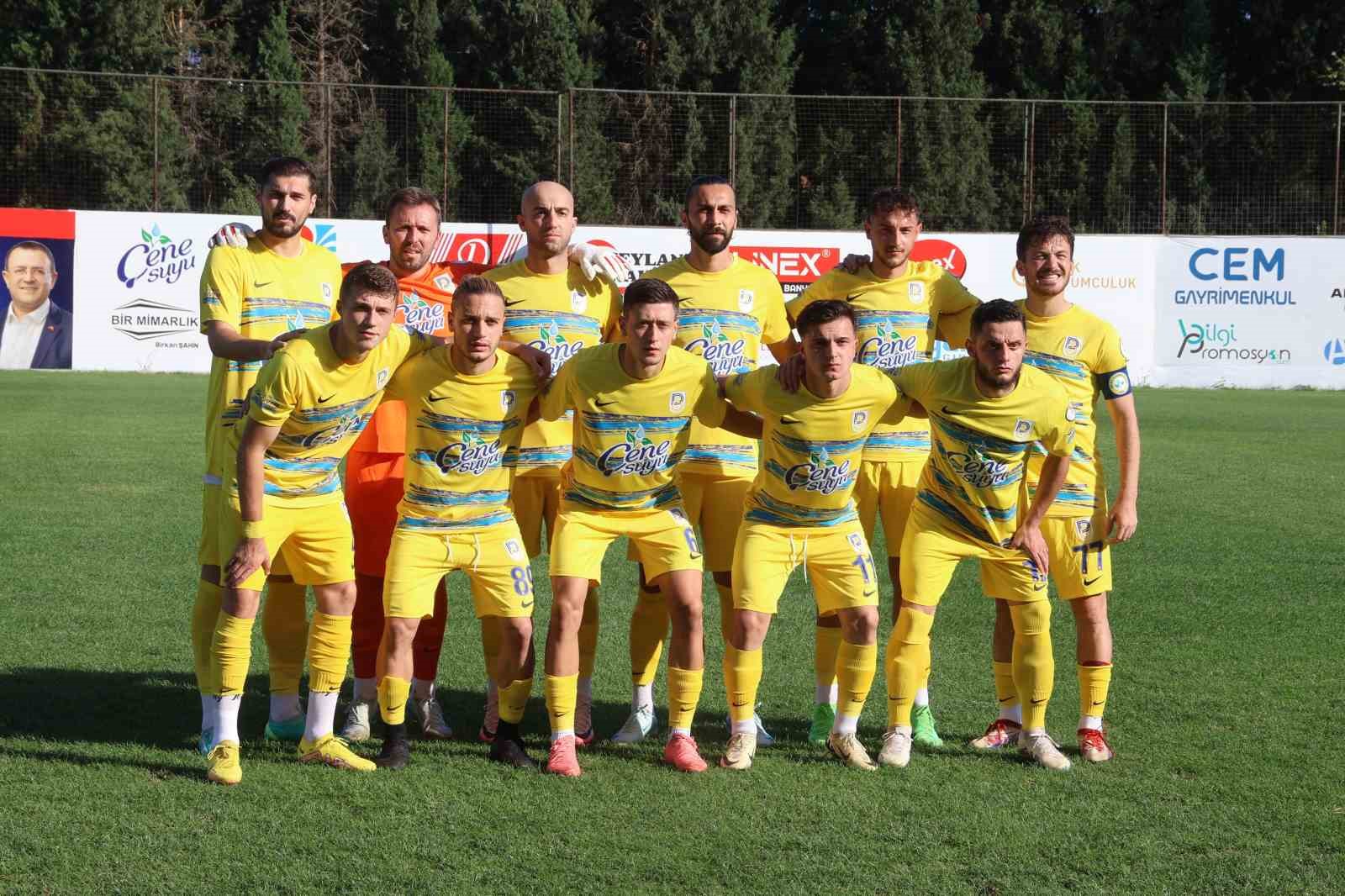 TFF 2. Lig: Belediye Derincespor: 1 - Erbaaspor: 1
