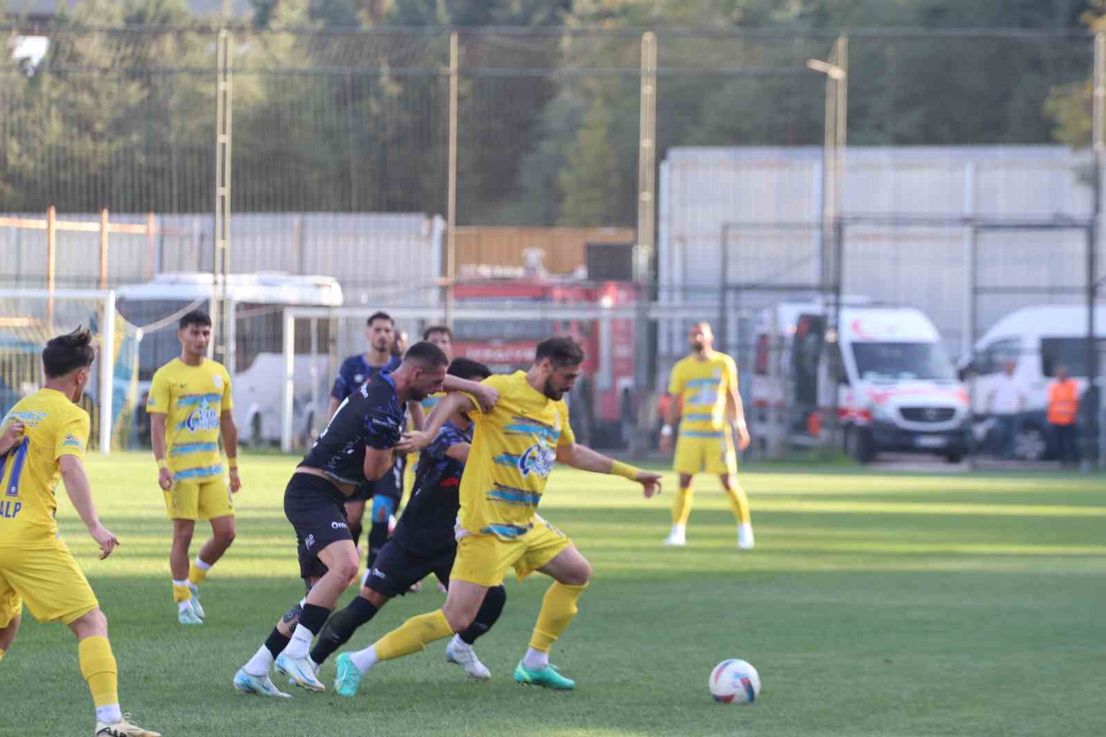 TFF 2. Lig: Belediye Derincespor: 1 - Erbaaspor: 1
