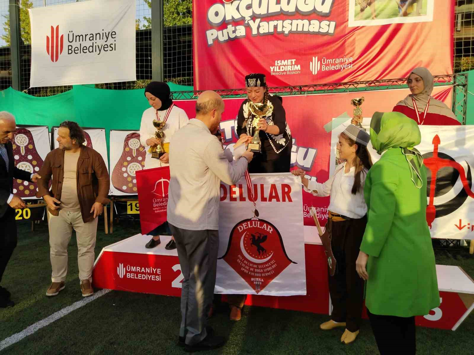 Geleceğin okçuları, Ümraniye’de yarıştı
