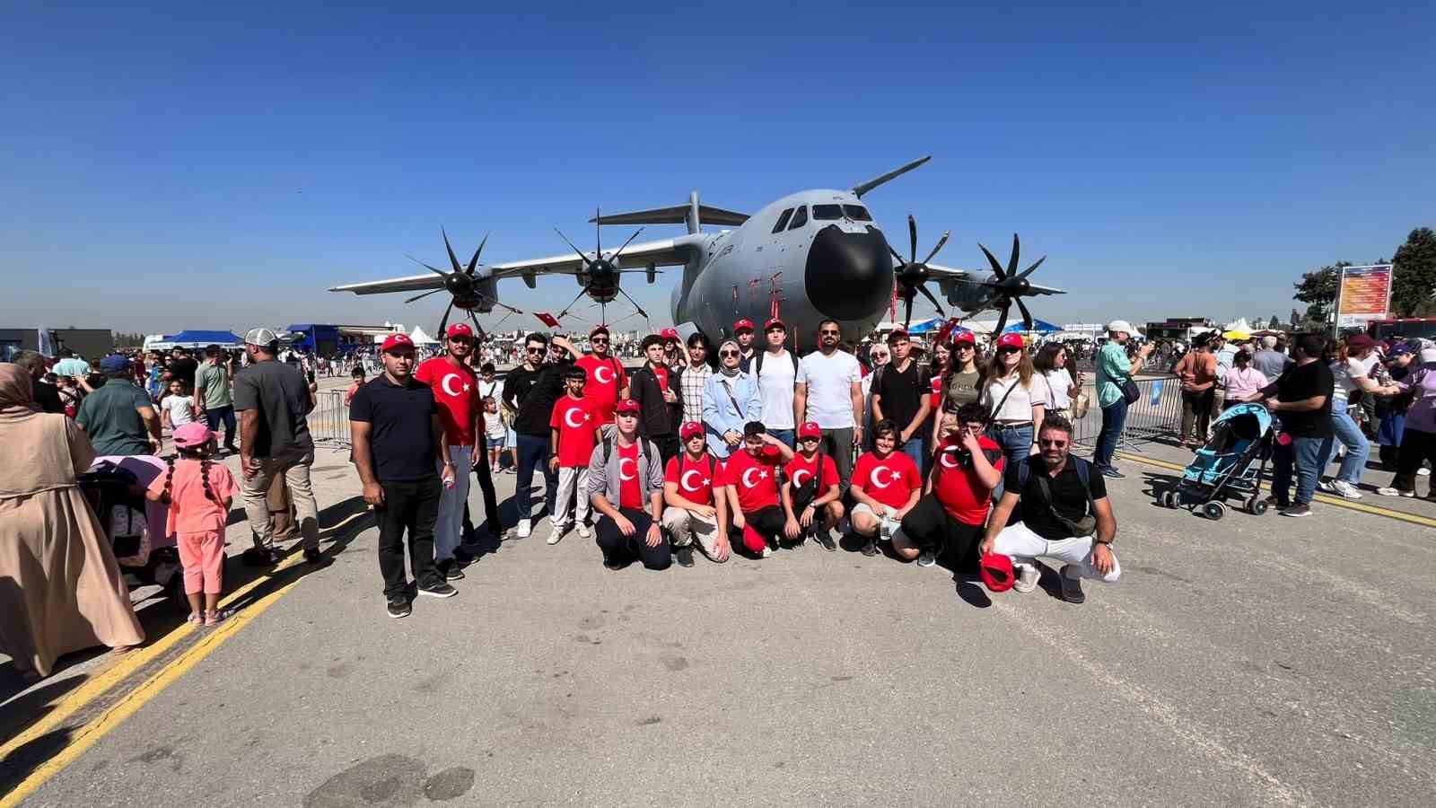 Başkan Bıyık, gençleri TEKNOFEST’e uğurladı
