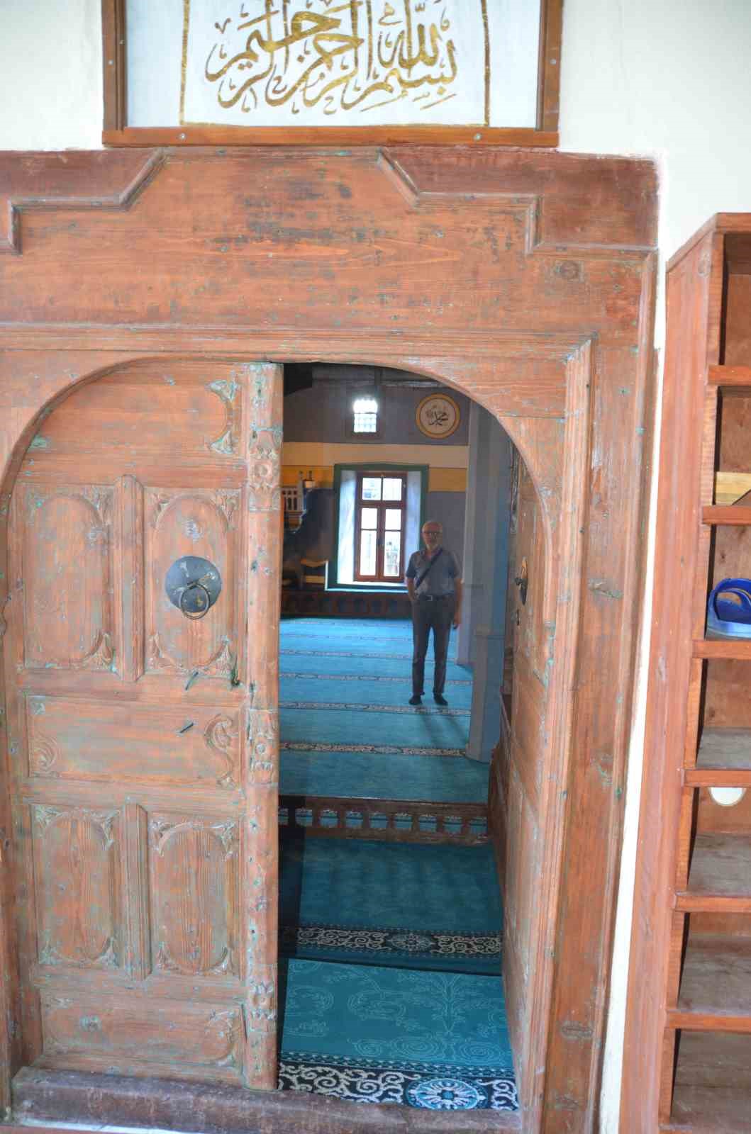 Antalya’daki 600 yıllık Sarıhacılar Camii yıllara meydan okuyor
