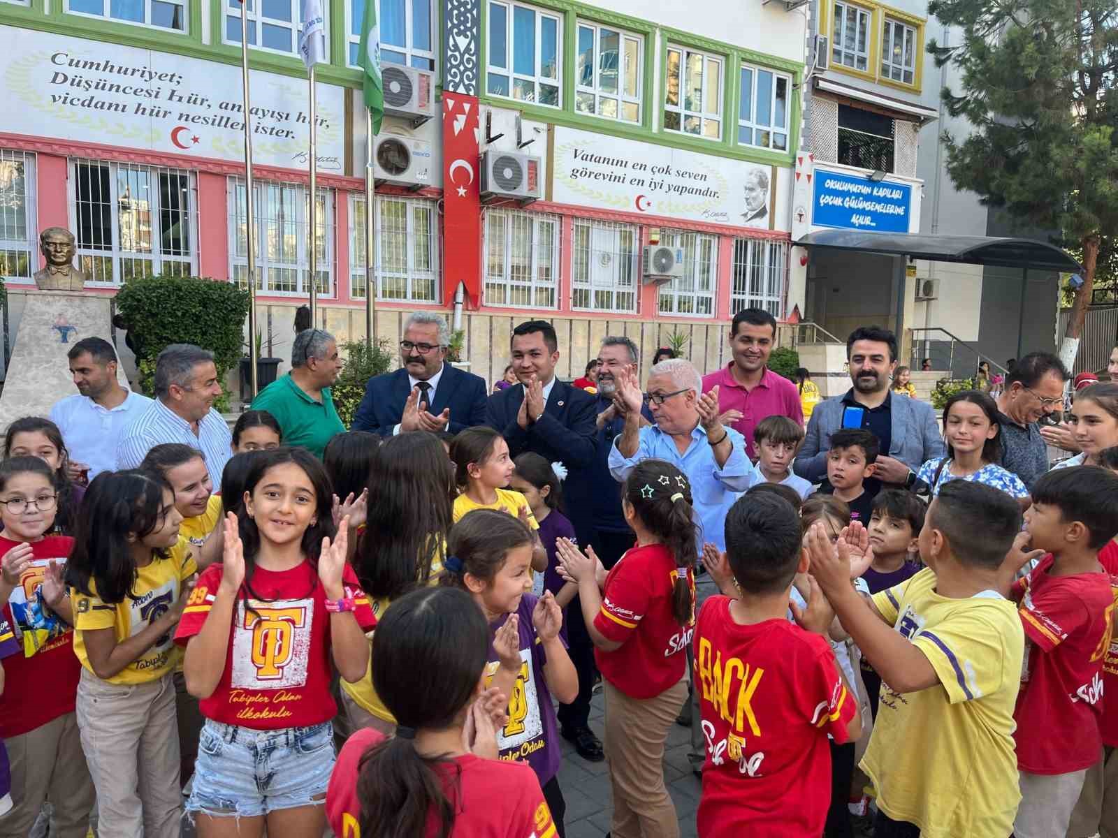 Köy okulu öğrencileri TEKNOFEST ile tanışmanın heyecanını yaşadı
