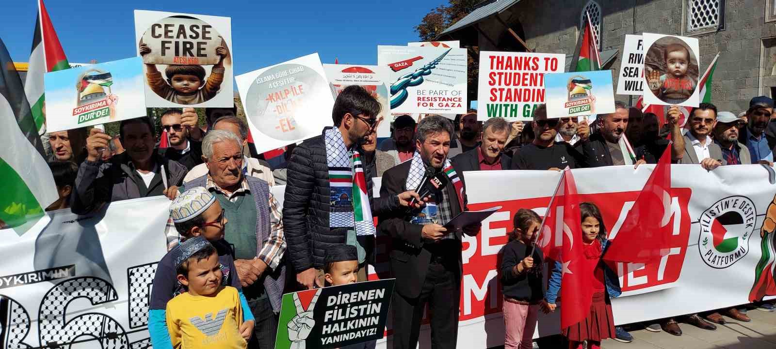 İsrail’in saldırıları Erzurum’da protesto edildi
