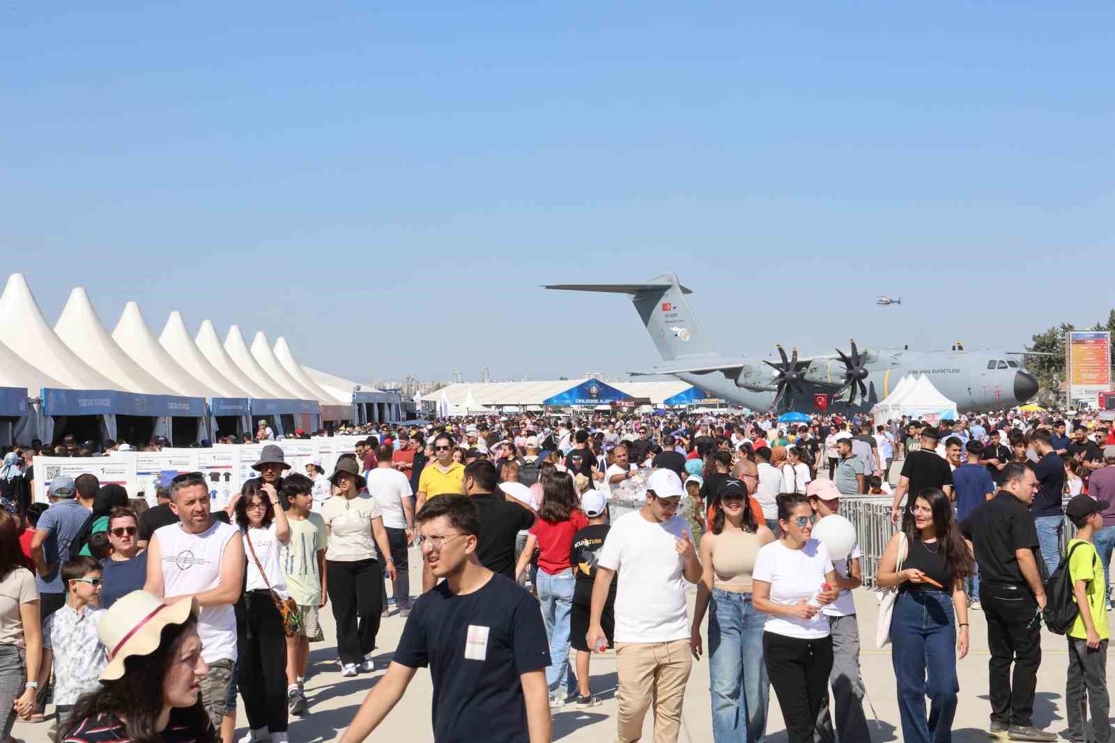 Adanalılardan ve çevre illerden TEKNOFEST’e akın var
