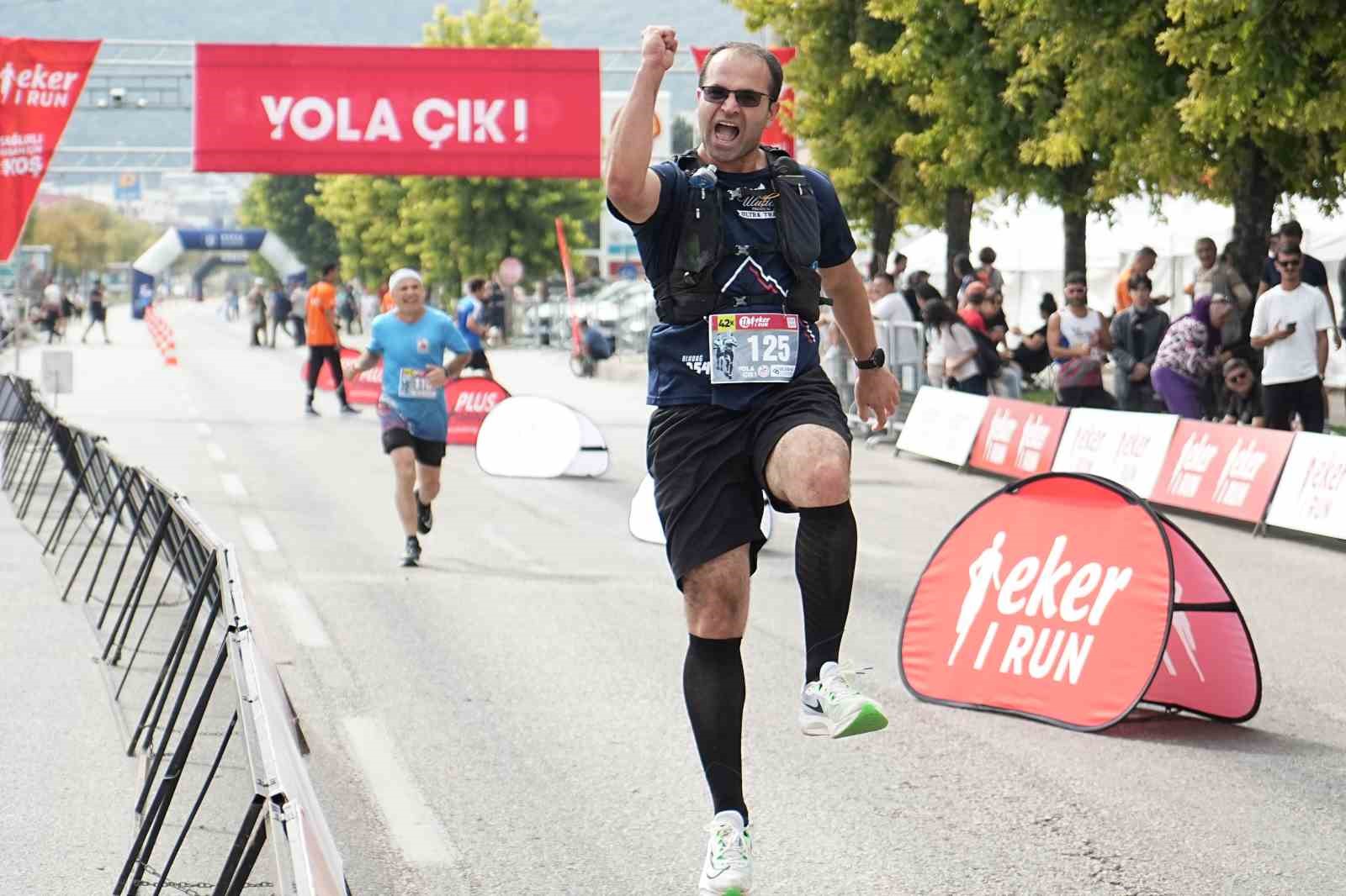 Bursalıların akın ettiği 11. Eker I Run, rekor katılımla gerçekleşti
