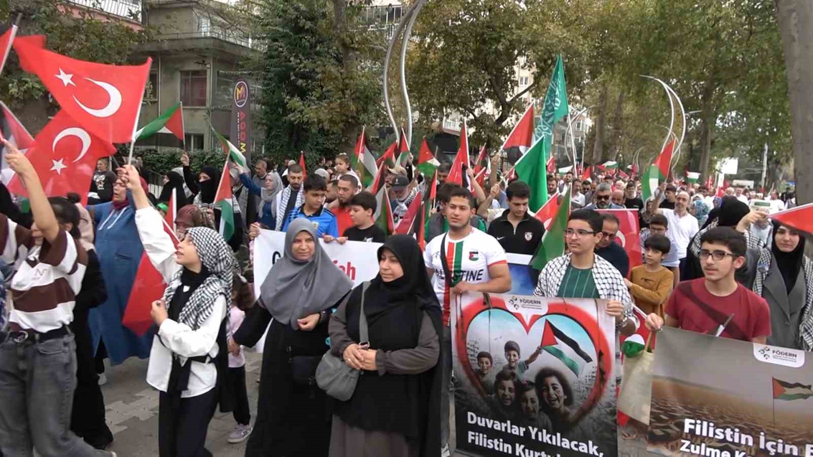 Yalova’da Gazze işgalinin 1. yıl dönümünde protesto yürüyüşü
