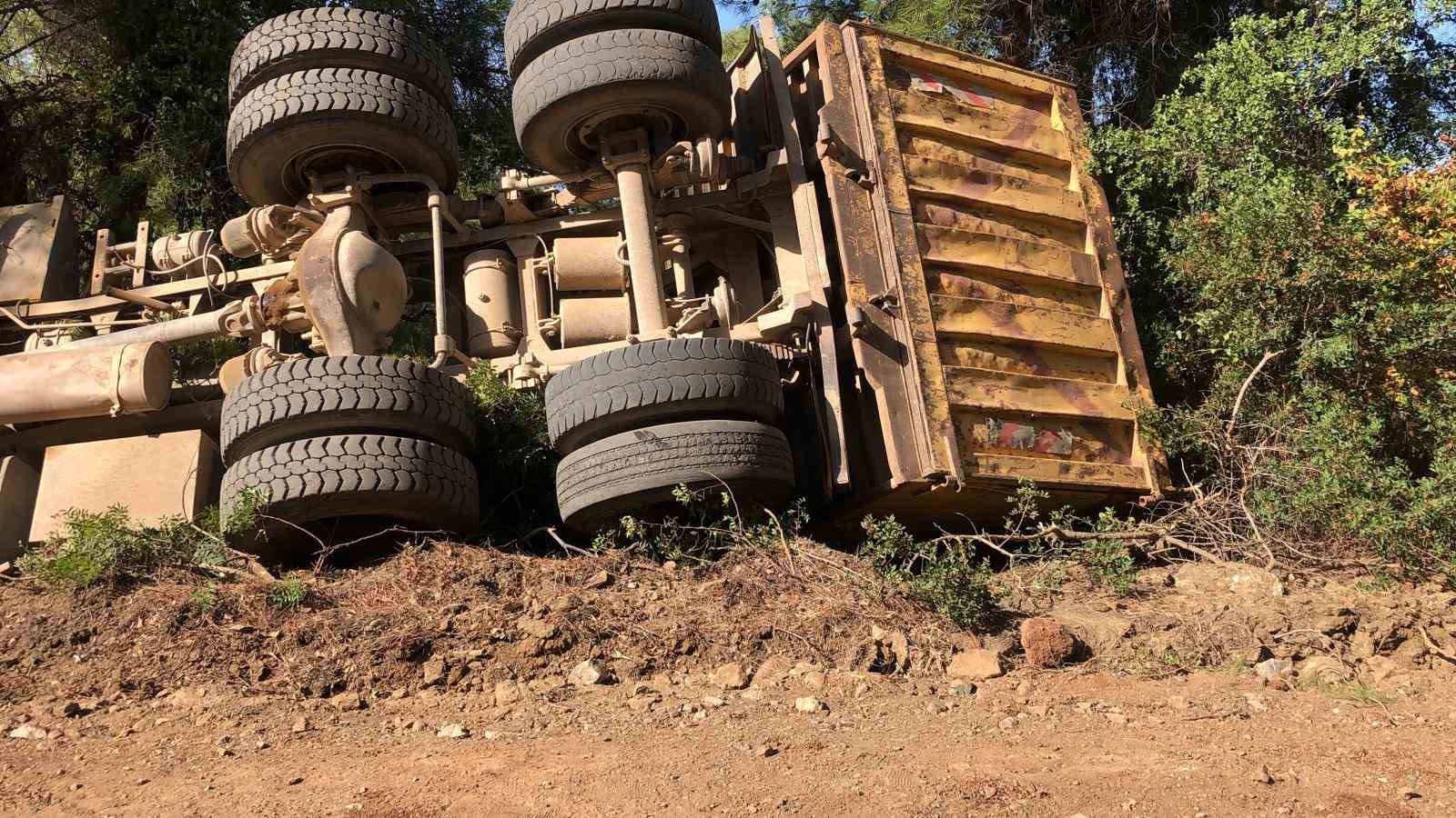 Ekiplere yardım için gönüllü olarak gitti, kazada hayatını kaybetti
