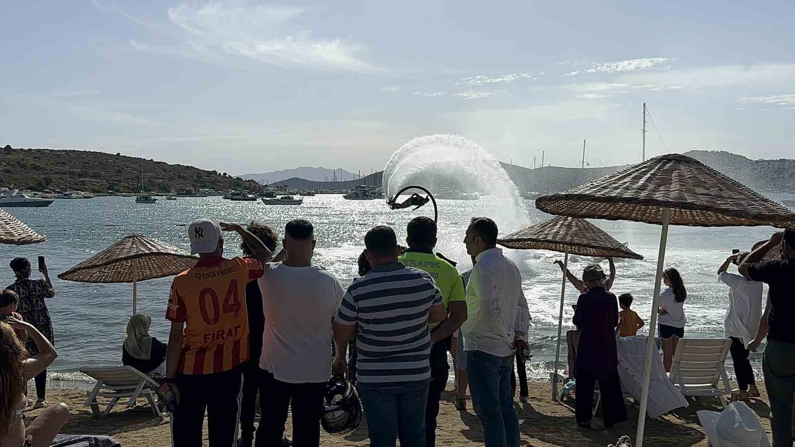 Bodrum’da turistler yüzerken büyük sürprizle karşılaştı
