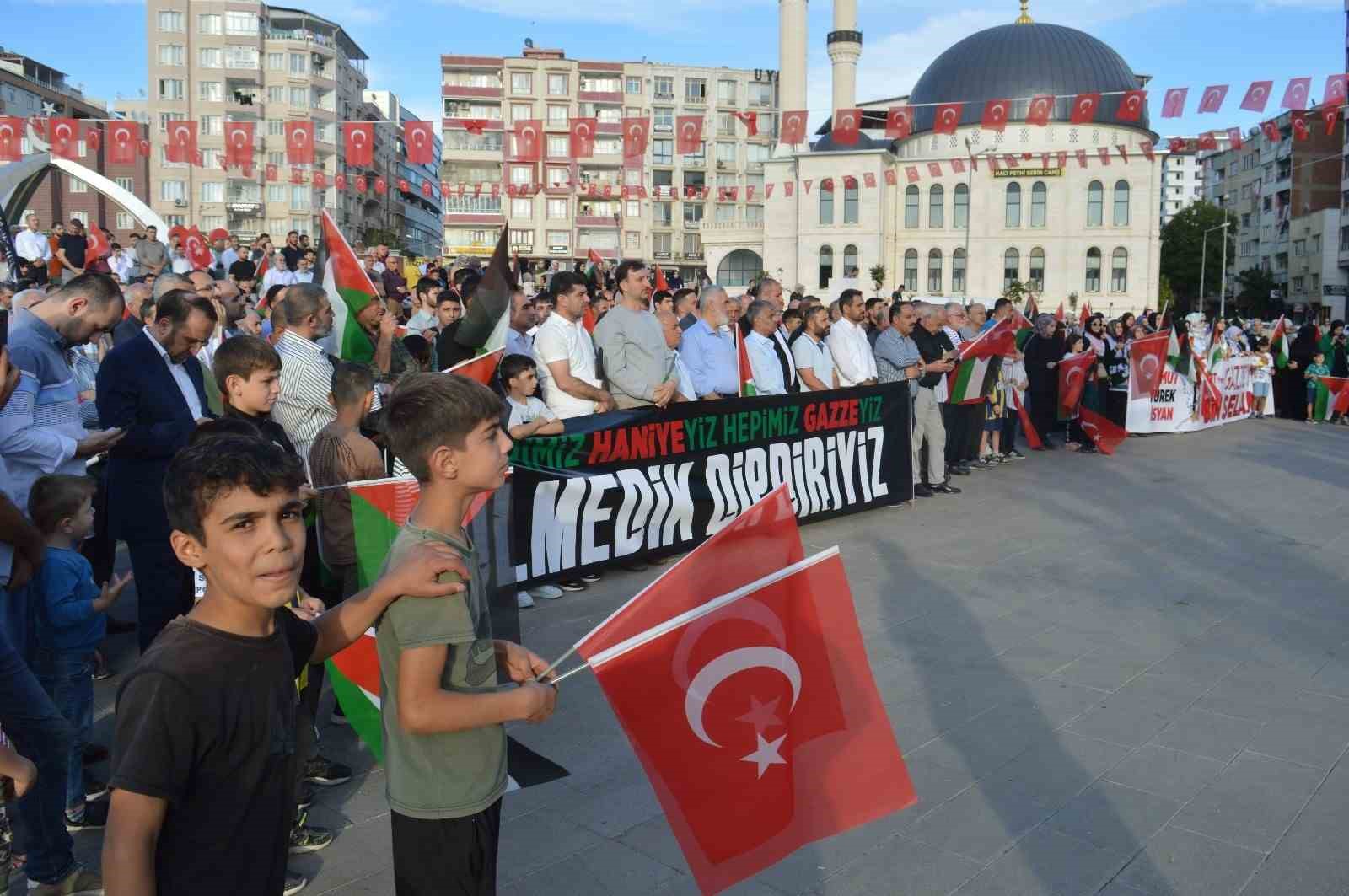 Siirt’te Filistin’e destek yürüyüşü
