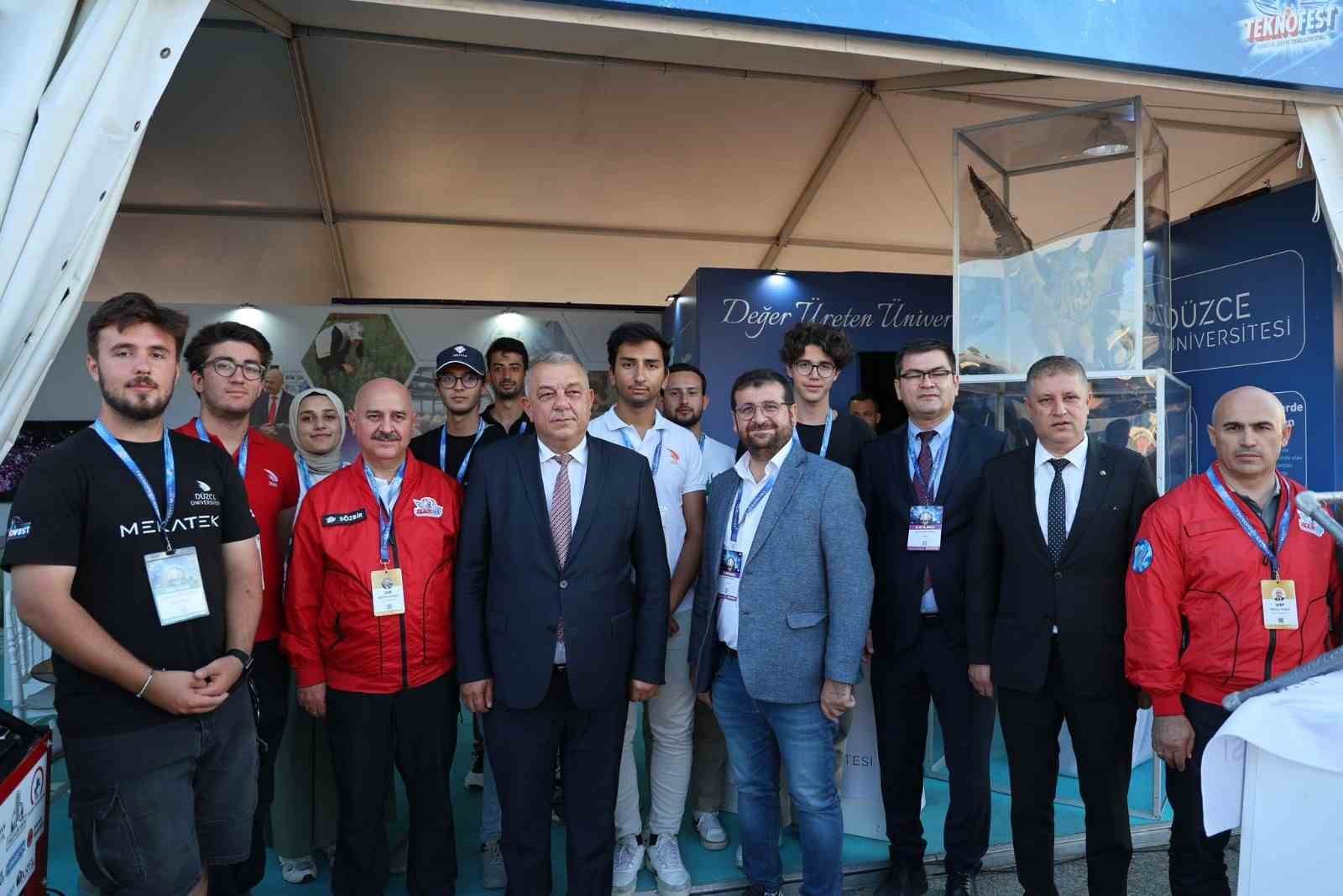 Düzce Üniversitesi’ne TEKNOFEST’te yoğun ilgi
