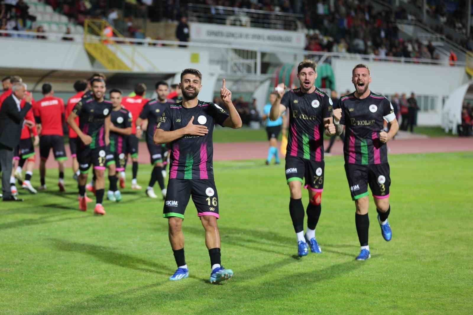 TFF 2. Lig: Isparta 32 Spor: 2 - İnegölspor: 1
