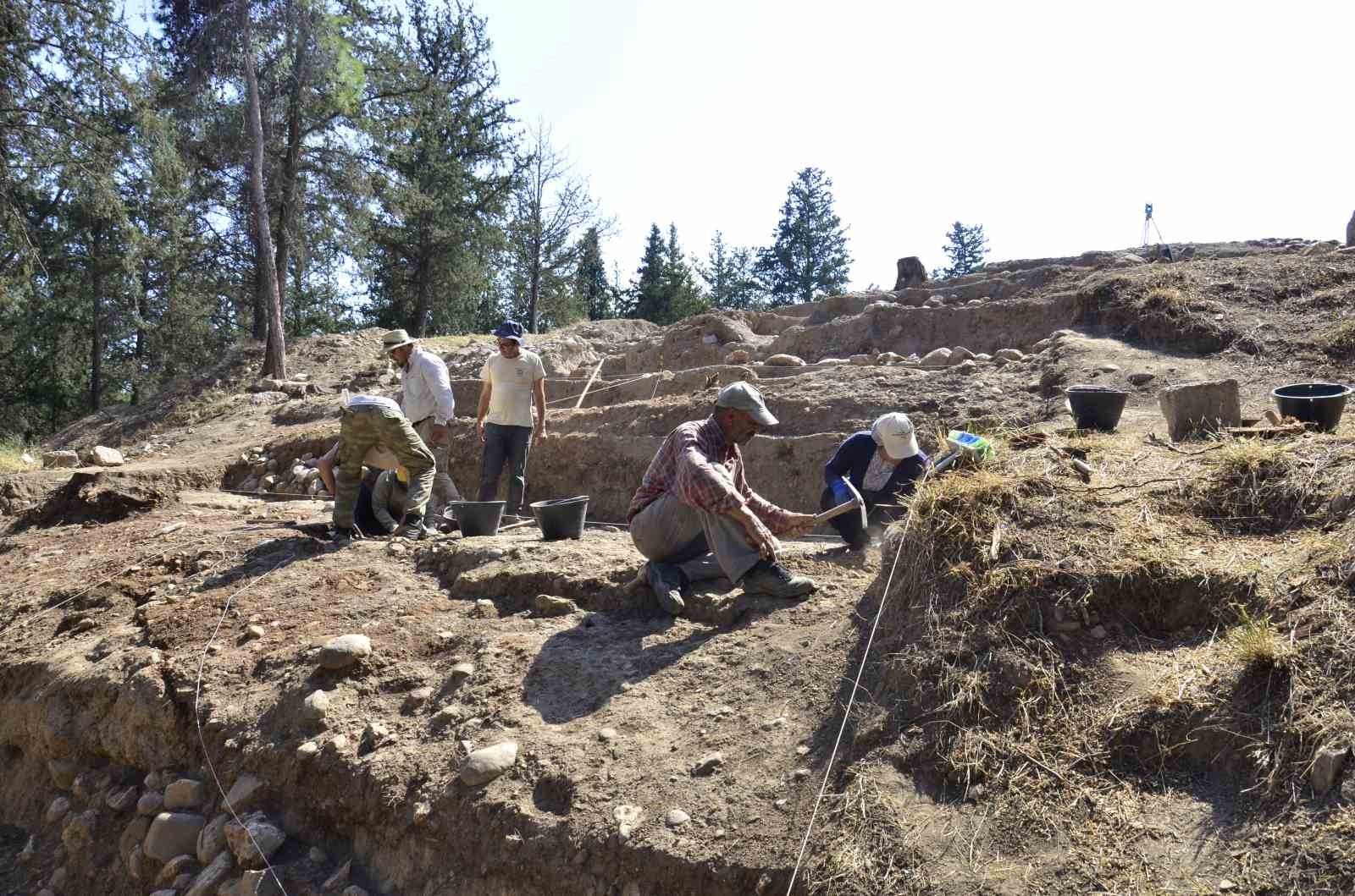 9 bin yıllık Yumuktepe Höyüğü’nde kazılar sona erdi
