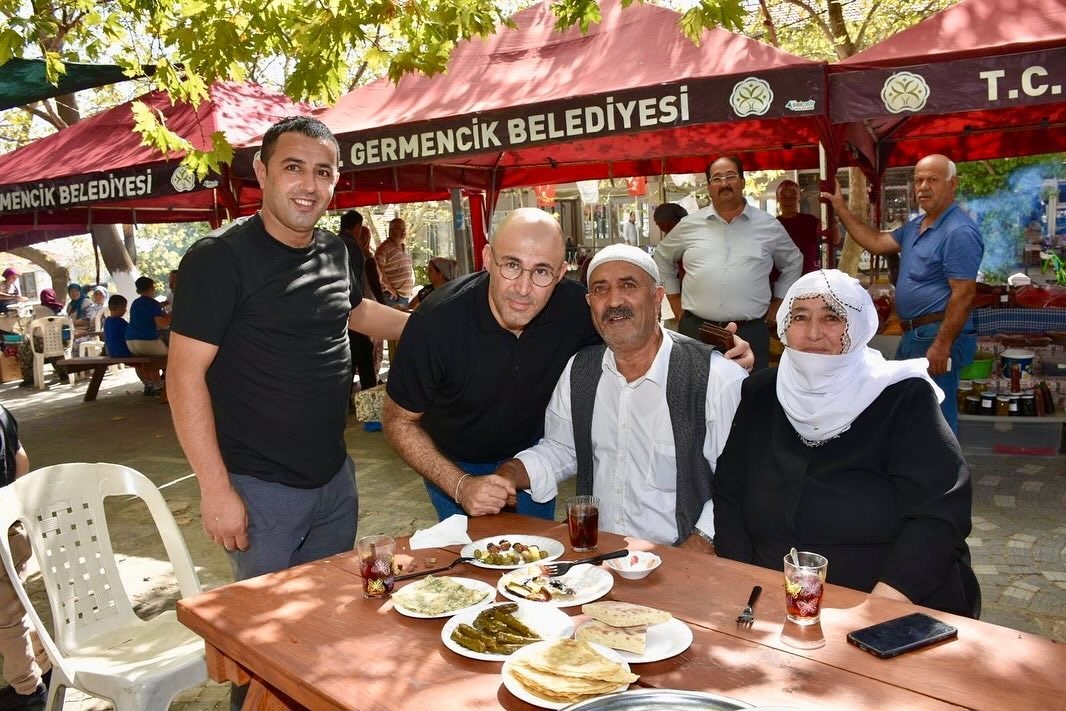 Başkan Zencirci, Selatin Organik Köy Pazarı’nda vatandaşlarla buluştu
