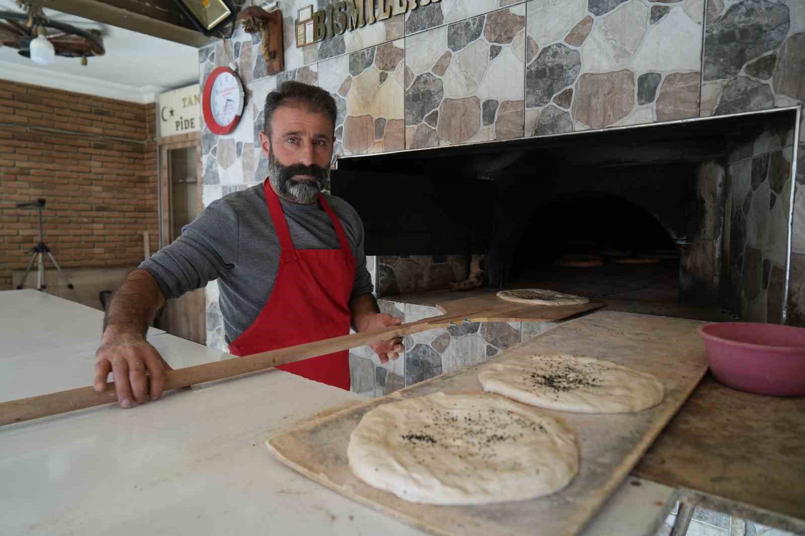 Bu fırında şehit ailelerine ekmek ücretsiz, gazilere ise yarı fiyatına
