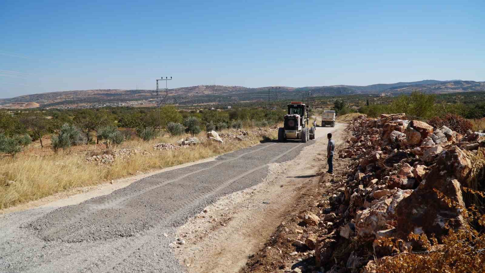 Karpuzkaya - Serintepe yolu yenilendi
