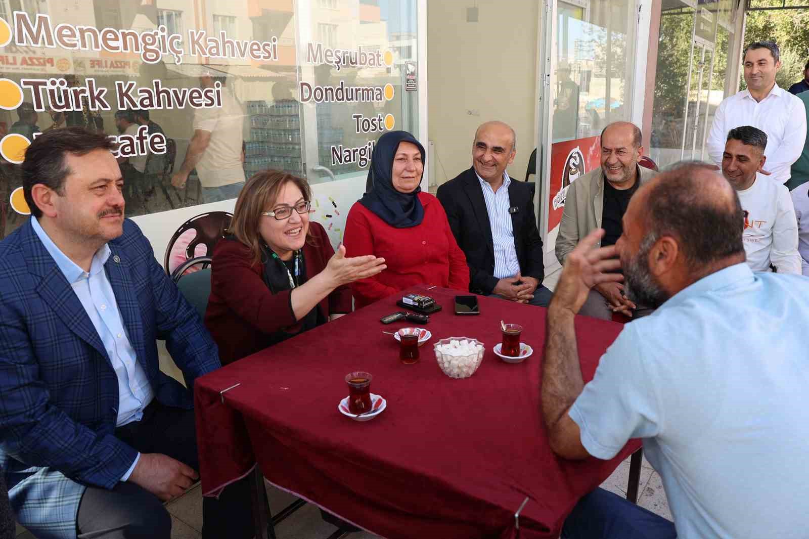 Başkan Şahin, Araban’da yapımı devam eden projeleri yerinde inceledi
