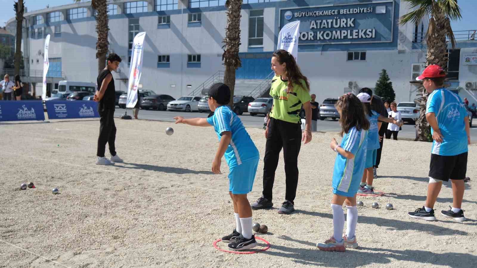 1. Bocce Turnuvası’nda kıyasıya bir mücadele yaşandı
