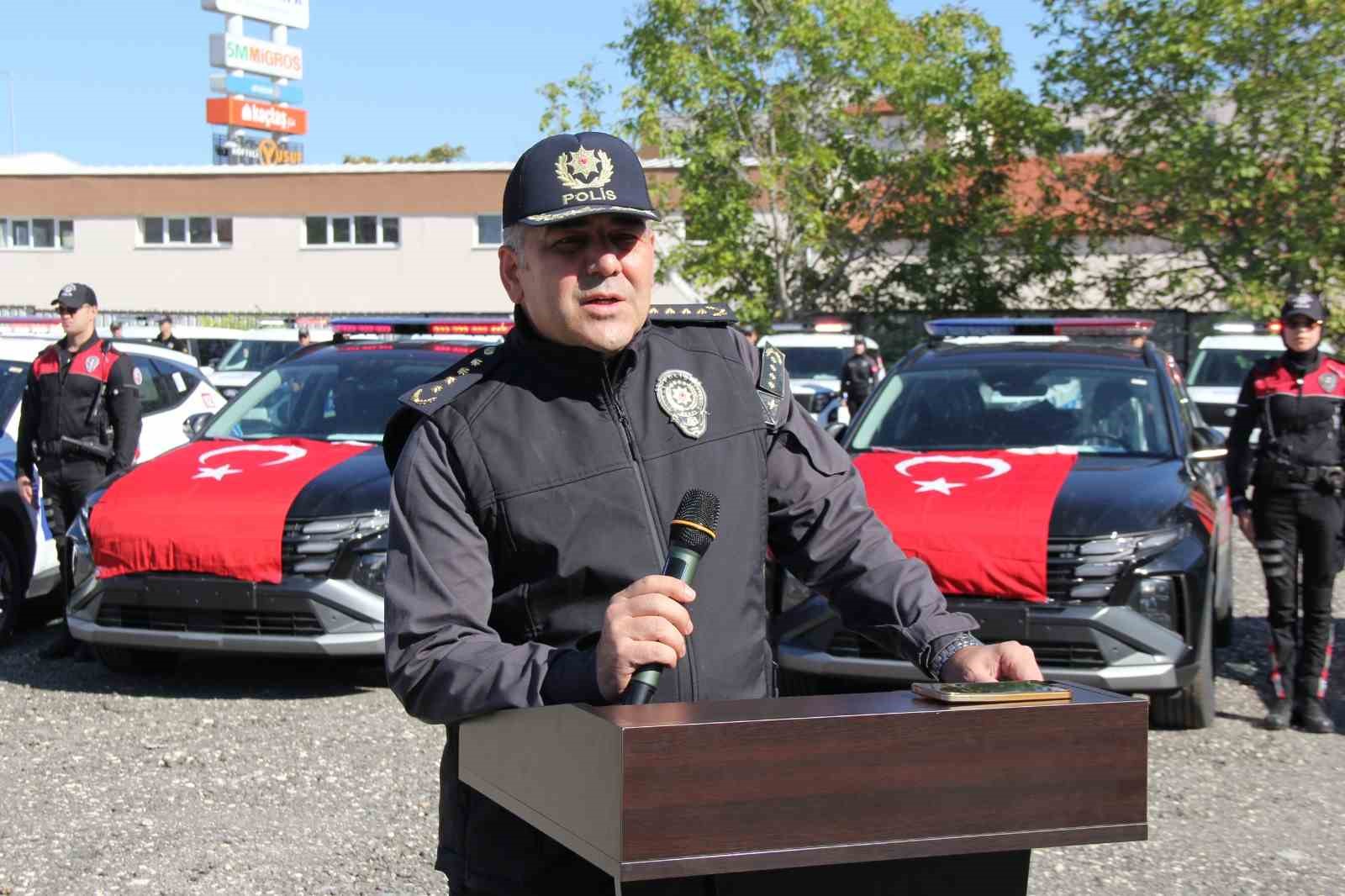 Emniyete hibe edilen 54 araç polislerin gücüne güç katacak
