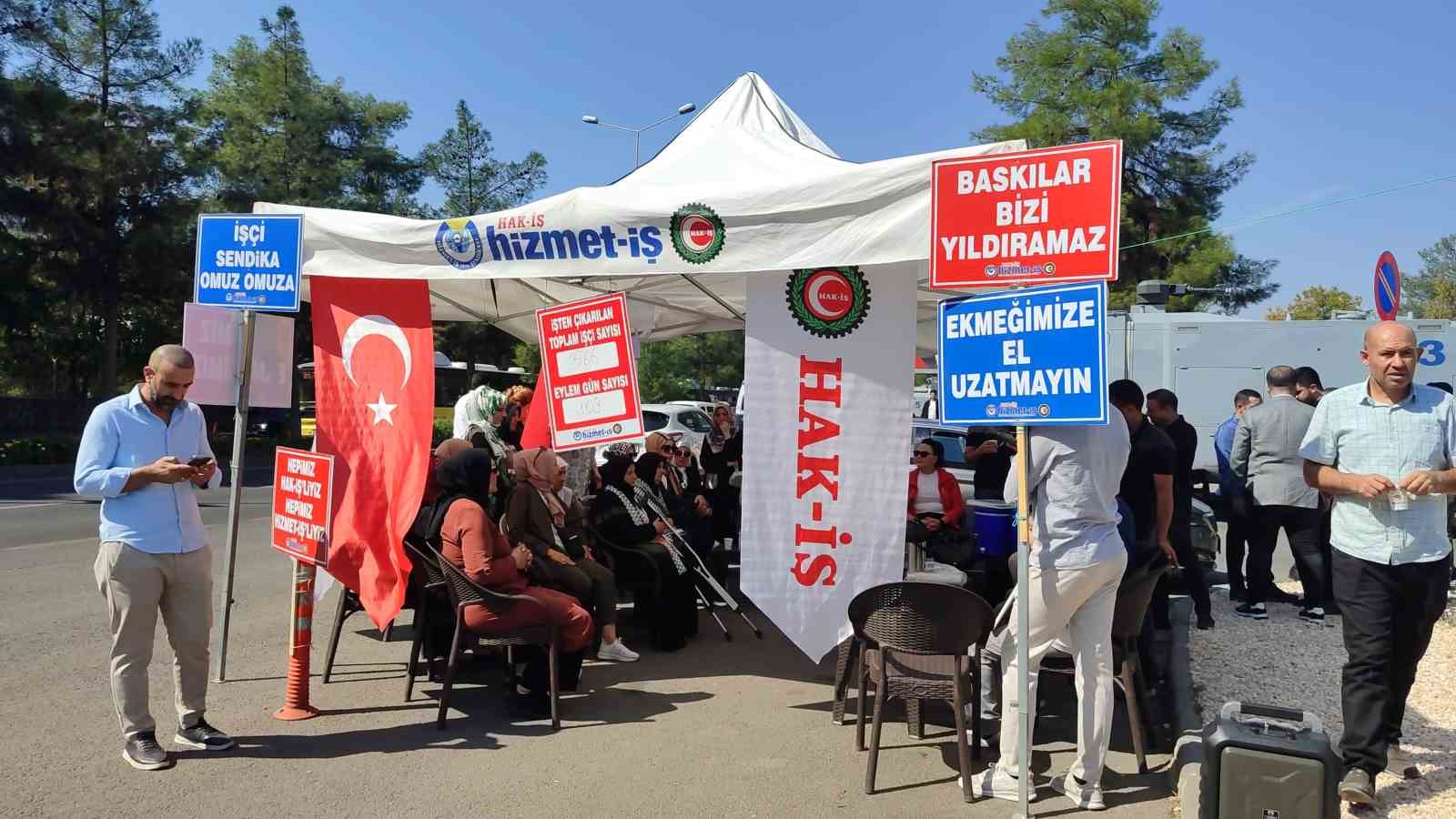 DEM Partili belediyeler tarafından işten çıkartılan işçilerin eylemine destek
