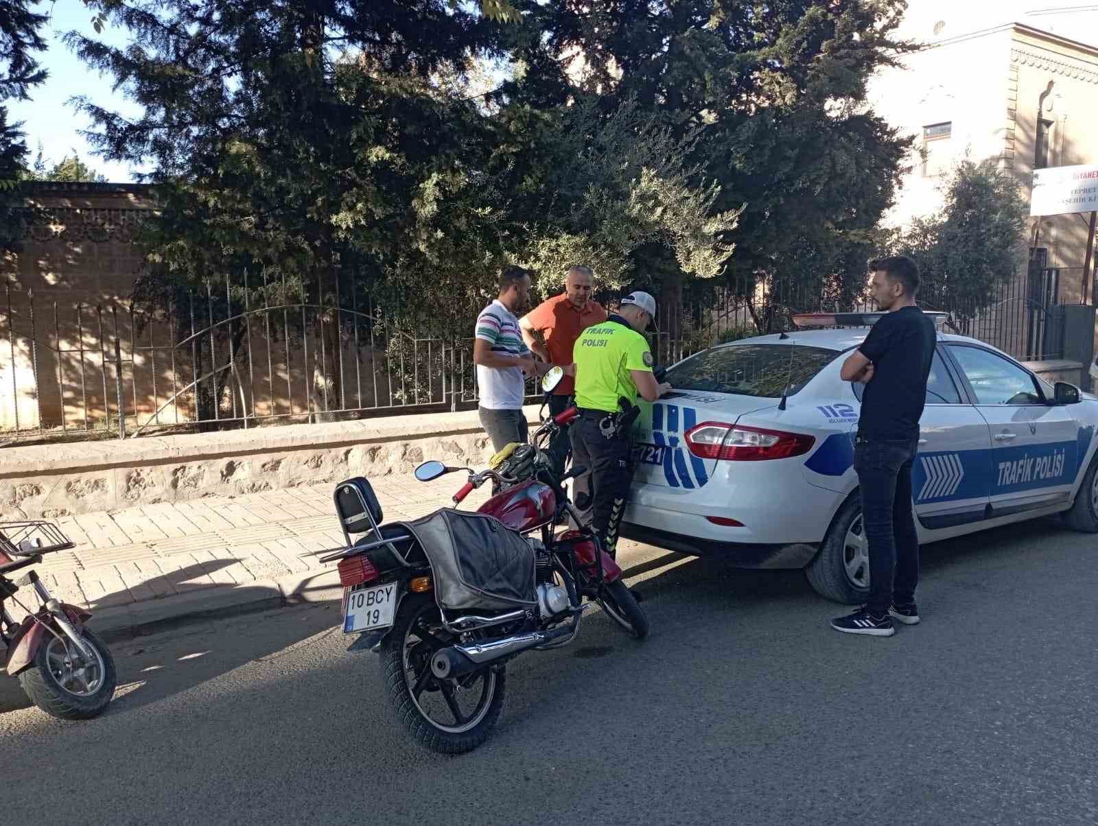 Motosiklet denetiminde 196 sürücüye para cezası
