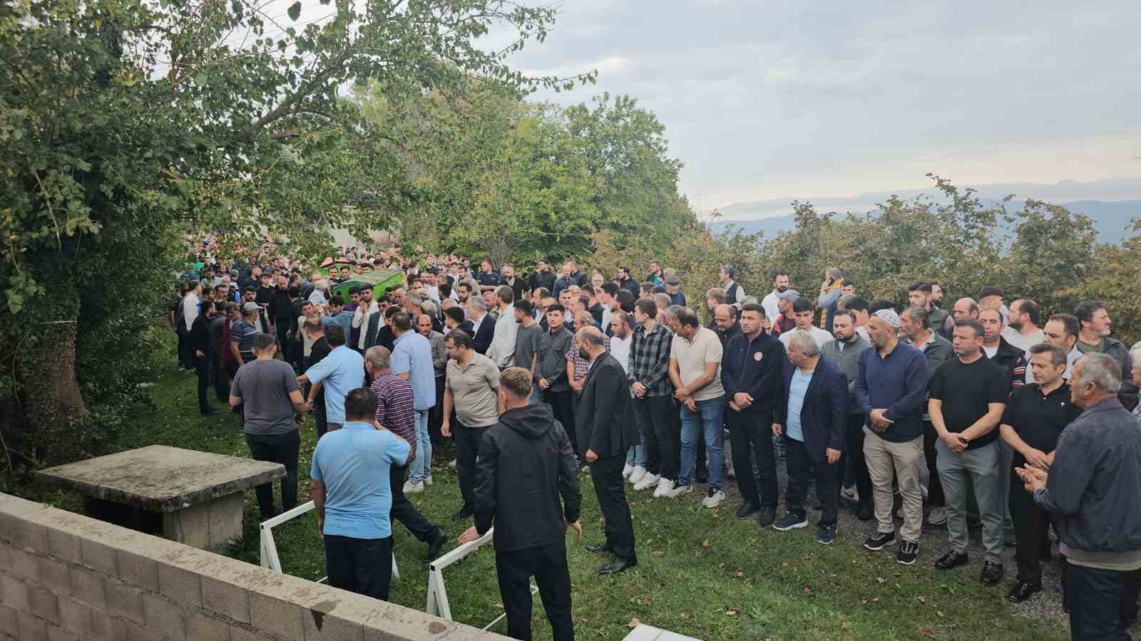 Küba’da çalıştıkları gemideki patlamada ölen denizciler memleketlerinde defnedildi
