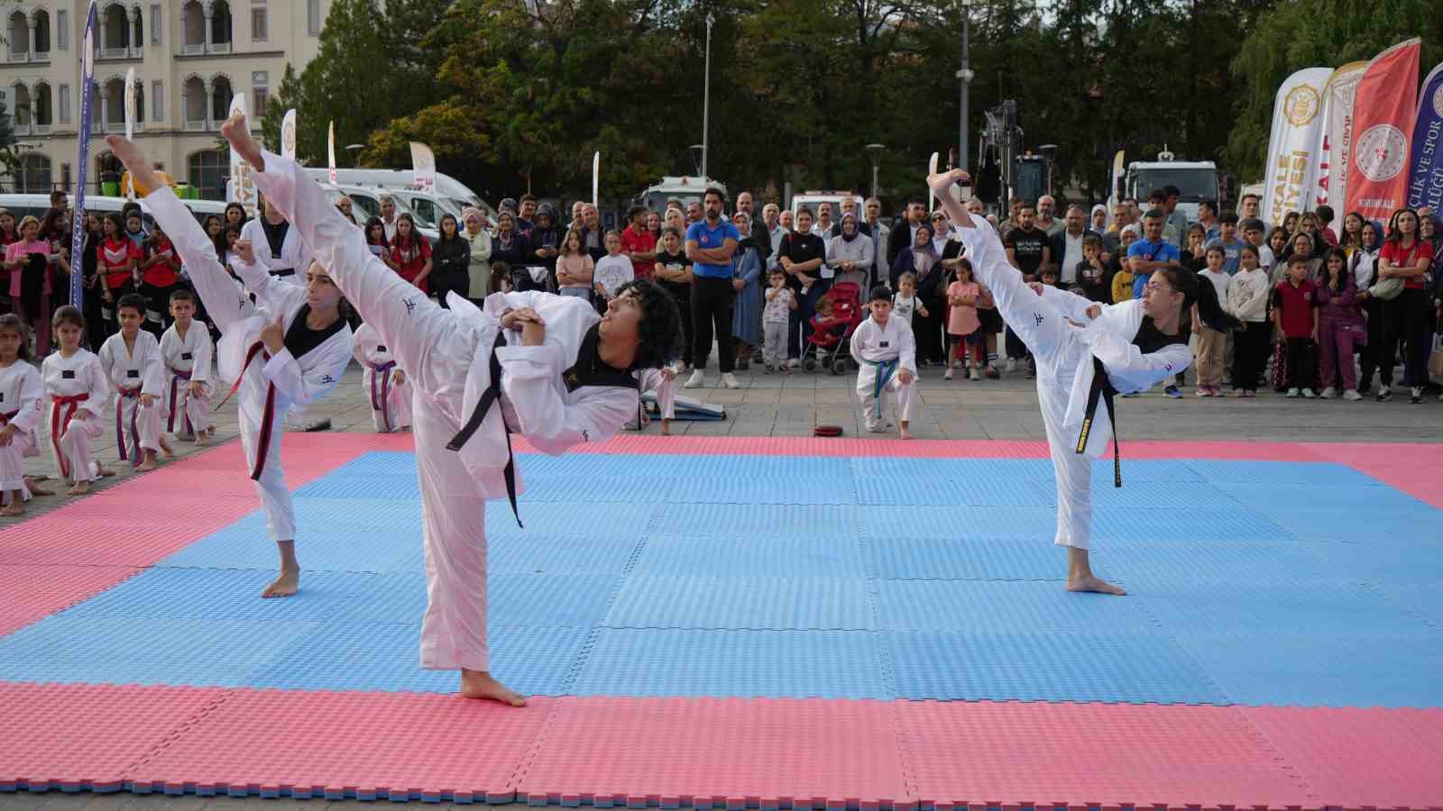 Kırıkkale’de Amatör Spor Haftası coşkuyla başladı
