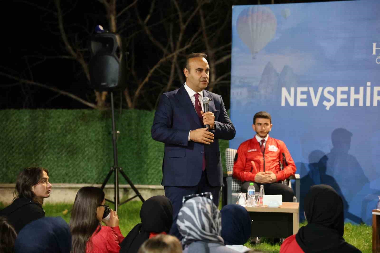 Bakan Kacır: “Savunma sanayiinde yerlilik oranımız yüzde 20’lerden yüzde 80’lere yükseldi”
