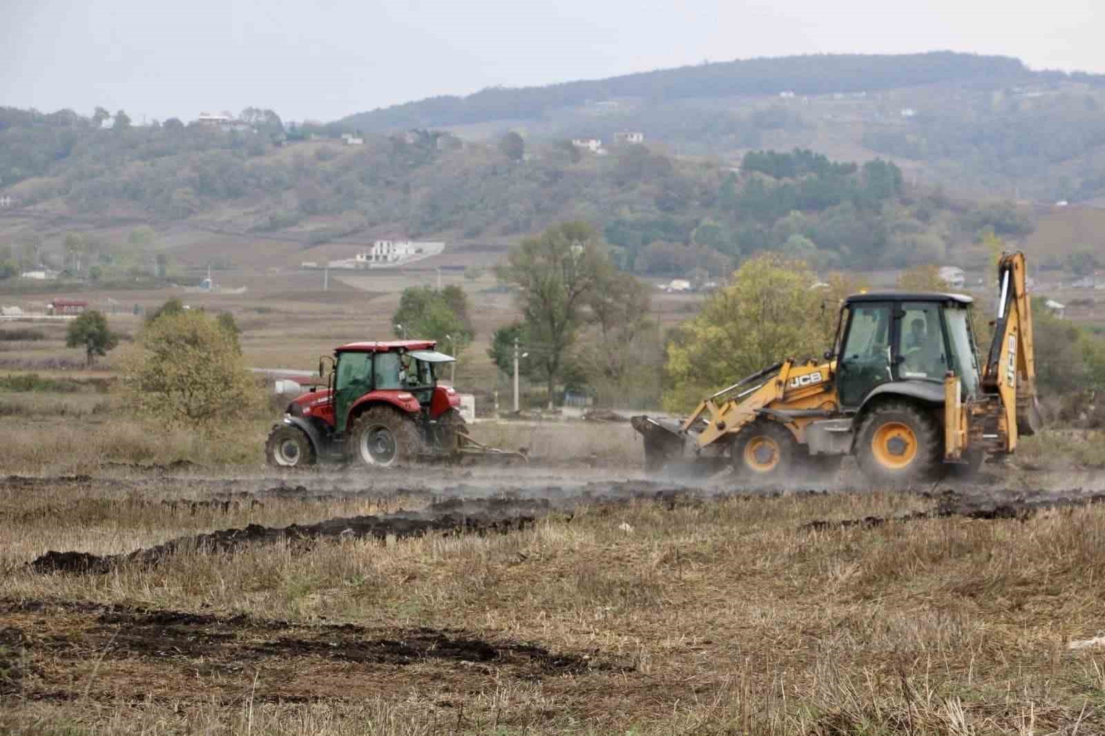 Boş araziler tarıma kazandırılıyor
