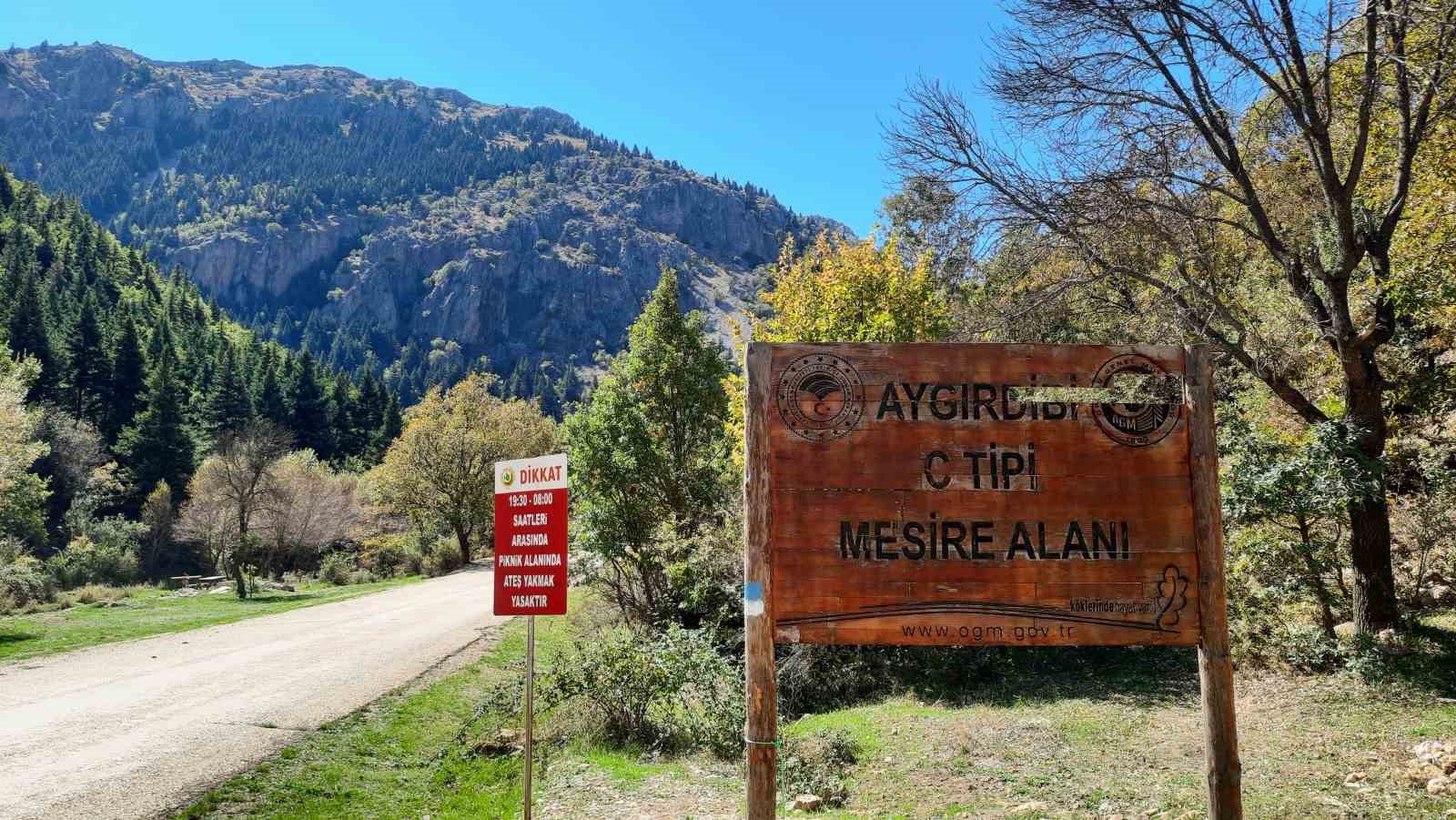 Aygırdibi Mesire Alanı Sonbahar sakinliğinde son misafirlerini ağırlıyor
