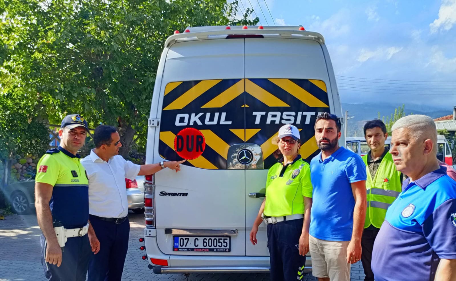 Kemer’de servis araçlarına sıkı denetim
