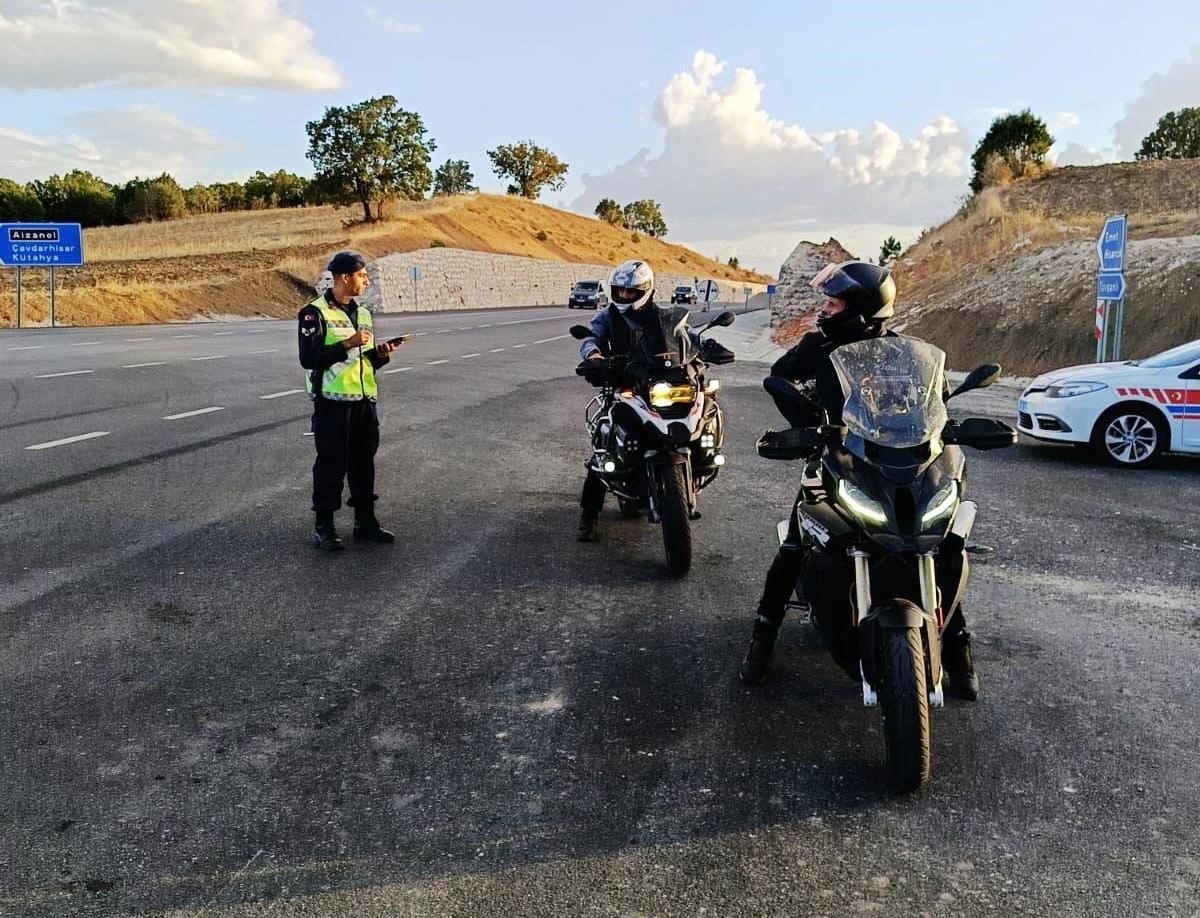 Kütahya’da jandarmadan motosiklet denetimi
