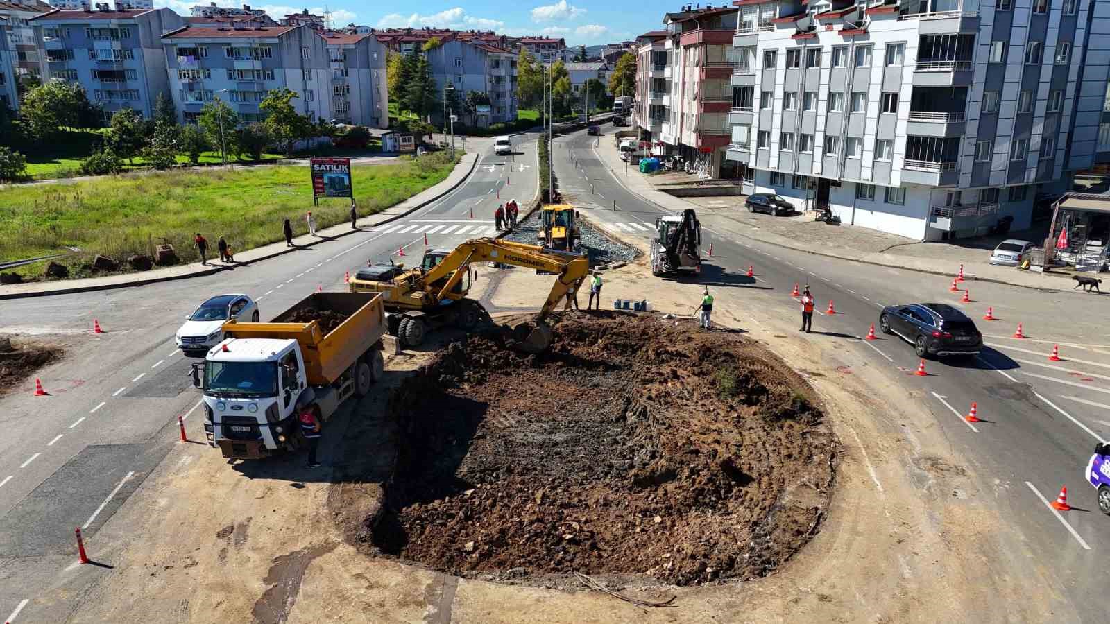 Ordu Büyükşehir Belediyesi’nden kavşak çalışması
