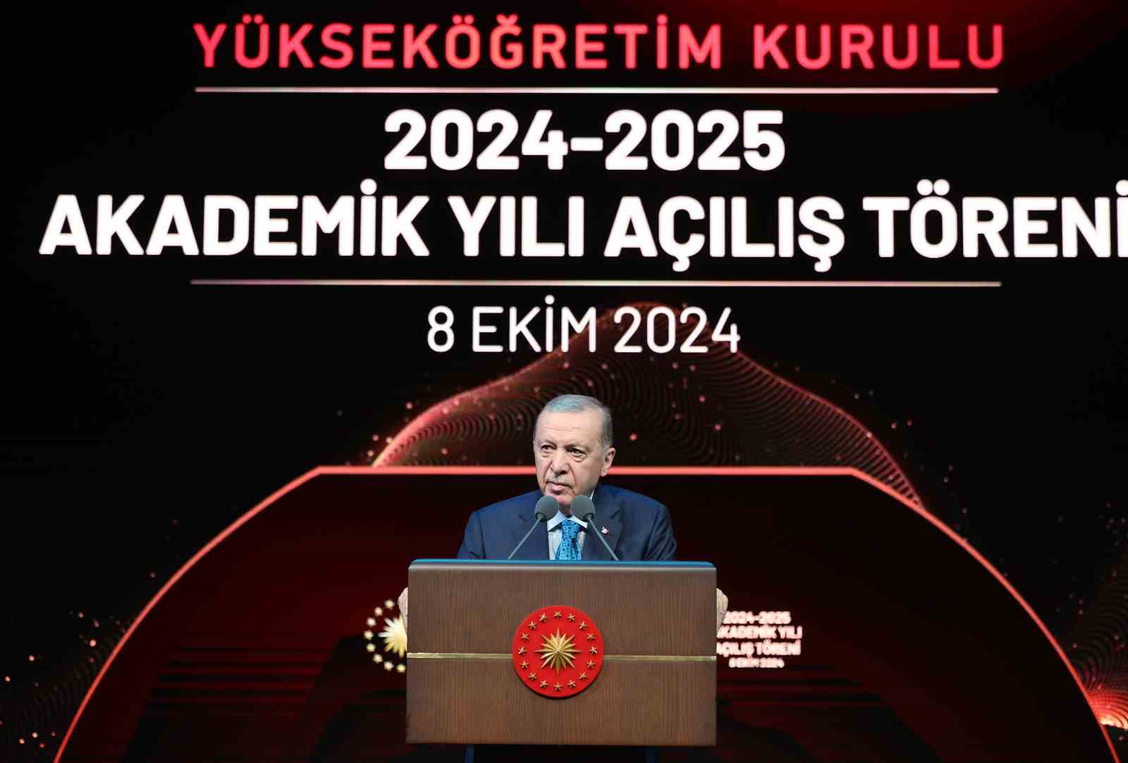 Cumhurbaşkanı Erdoğan: “Gençlerimizi modern popüler kültürün insafına terk edemeyiz”
