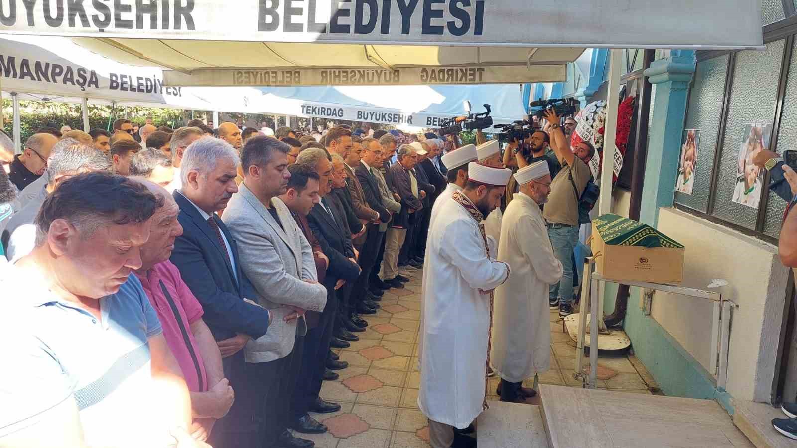 İmam, Sıla’dan helallik istedi: “Koruyamadık seni”
