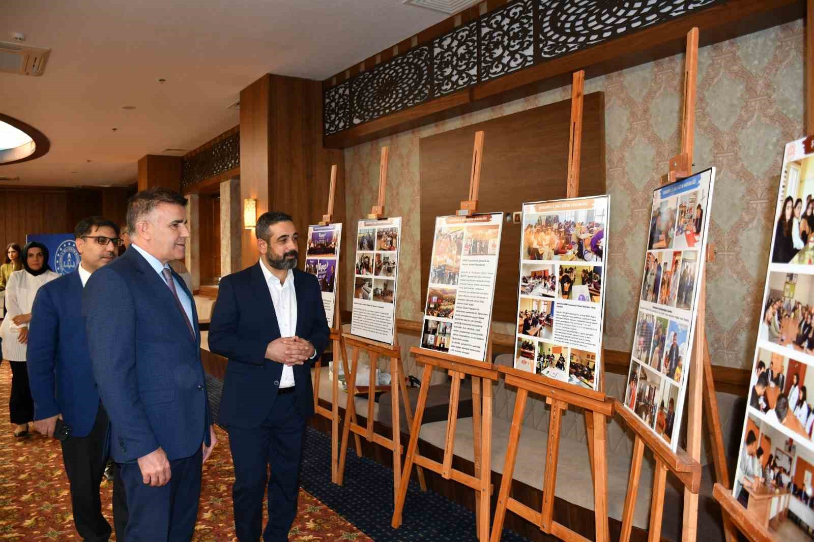 Şanlıurfa Milli Eğitim Müdürlüğü’nden sosyal medya çalıştayı
